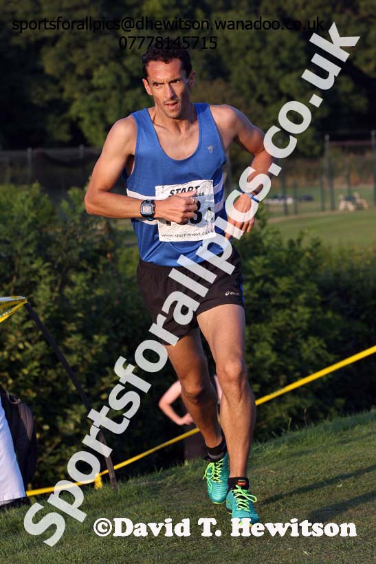 Veteran mens Durham City Cross Country Relays. Photo: David T. Hewitson/Sports for All Pics